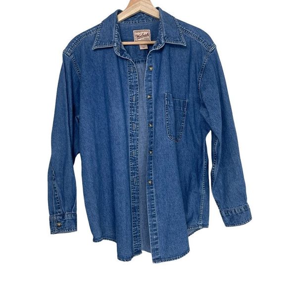 Woolrich Womens Denim Shirt Size Medium Button up Down Embroidered Evergreens - Picture 2 of 11